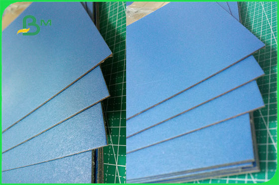 مقوا FSC رنگارنگ براق مقوایی 2.0 میلی متر برای جعبه های هدیه کریسمس