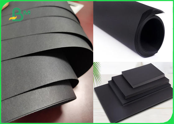 اندازه سفارشی کاغذ کرافت سیاه و سفید 150 گرم در بسته بندی و بسته بندی