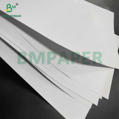 کاغذ آفست بدون چوب سفید 40 گرمی برای ورودی کتاب 640 × 900 میلی متر