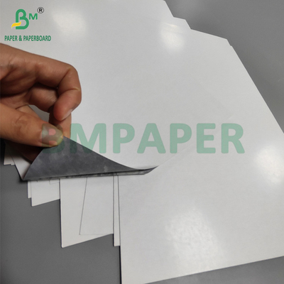 290 گرم کاغذ هسته سیاه برای کارت های بازی 8.5' x 11'' مقاومت به جمع شدن بالا