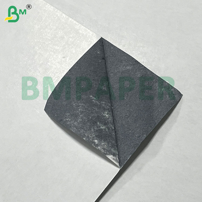 کاغذ کارت بازی با سفتی بالا دو طرفه سفید پوشانده هسته سیاه 635*940mm برای کارت Stratch