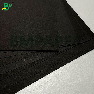245gsm 250gsm سطح صاف سفت بودن مقاومت در برابر جمع شدن کارت سیاه برای بسته بندی هدیه فریم عکس