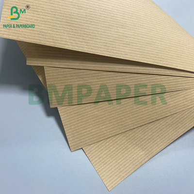 نوار خمیر چوب راه راه 60 گرم 70 گرم کاغذ کرافت قهوه ای قرمز برای کاغذ آستر کارتن