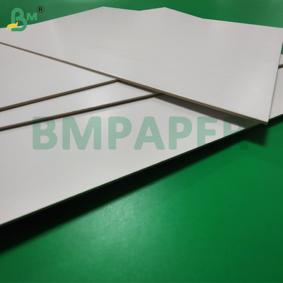 3mm White Wood Pulp Made Display Paper Board برای آگهی های آویزان 1220 x 2440mm