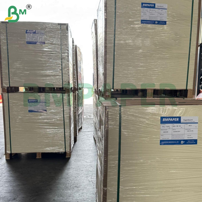 3mm White Wood Pulp Made Display Paper Board برای آگهی های آویزان 1220 x 2440mm