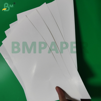 کاغذ آبجو متالایز شده با مقاومت در برابر رطوبت 68 گرم 70 گرم برای برچسب شراب براق 600 در 900 میلی‌متر