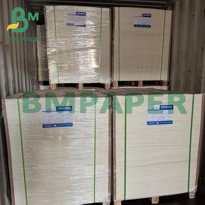 کاغذ روکش‌دار PE سفید شده با سطح صاف 370 x 500 میلی‌متر برای کیسه هدیه