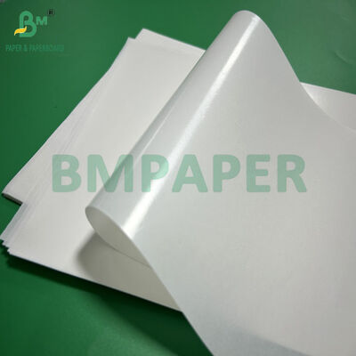 رول کاغذ کرافت سفید bleached MG با وزن 40 گرم و 10PE با ابعاد 380 میلی‌متر و 400 میلی‌متر برای بسته‌بندی شکر