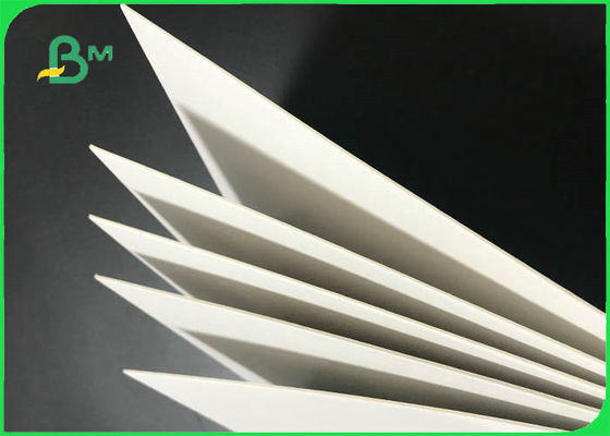 تخته دوبلکس 61 * 61cm 1.5mm 2.0mm FSC & SGS White Back برای جعبه های آرایشی