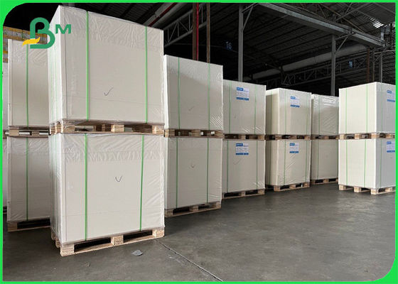 مقاومت در برابر پارگی رول 900 میلی متری پشت کرافت با روکش 270 گرمی خاک رس